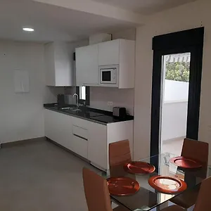 Apartamento New In The Center-terrace & Free Parking, Málaga